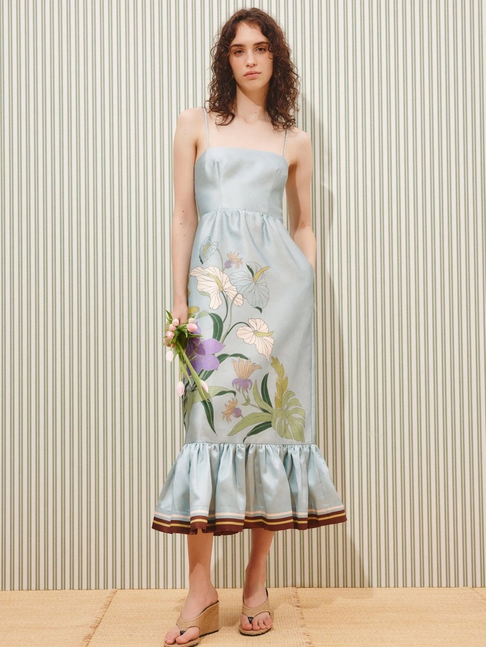 ALEMAIS Alfie Midi Dress Sleeveless Light Blue Floral Midi Dress, US2 4 6 8 - Picture 2 of 8